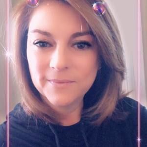 Meet your Posher, Fatima